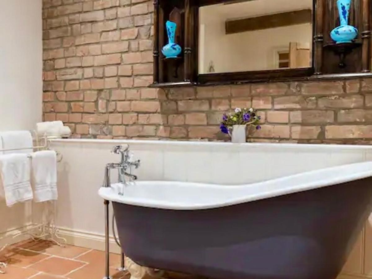 Pass The Keys Goose Feather Barn, Wedmore Luxury Cottage For Two Exteriör bild