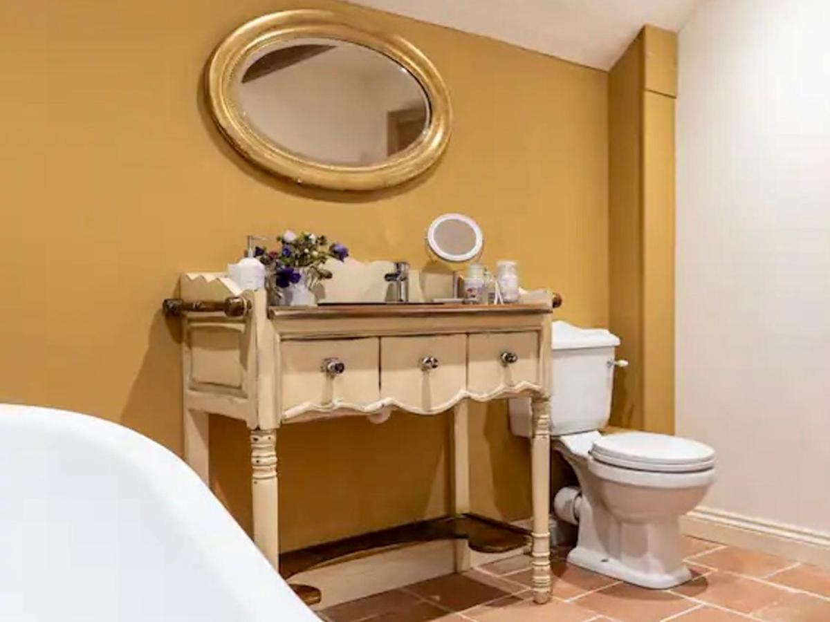 Pass The Keys Goose Feather Barn, Wedmore Luxury Cottage For Two Exteriör bild